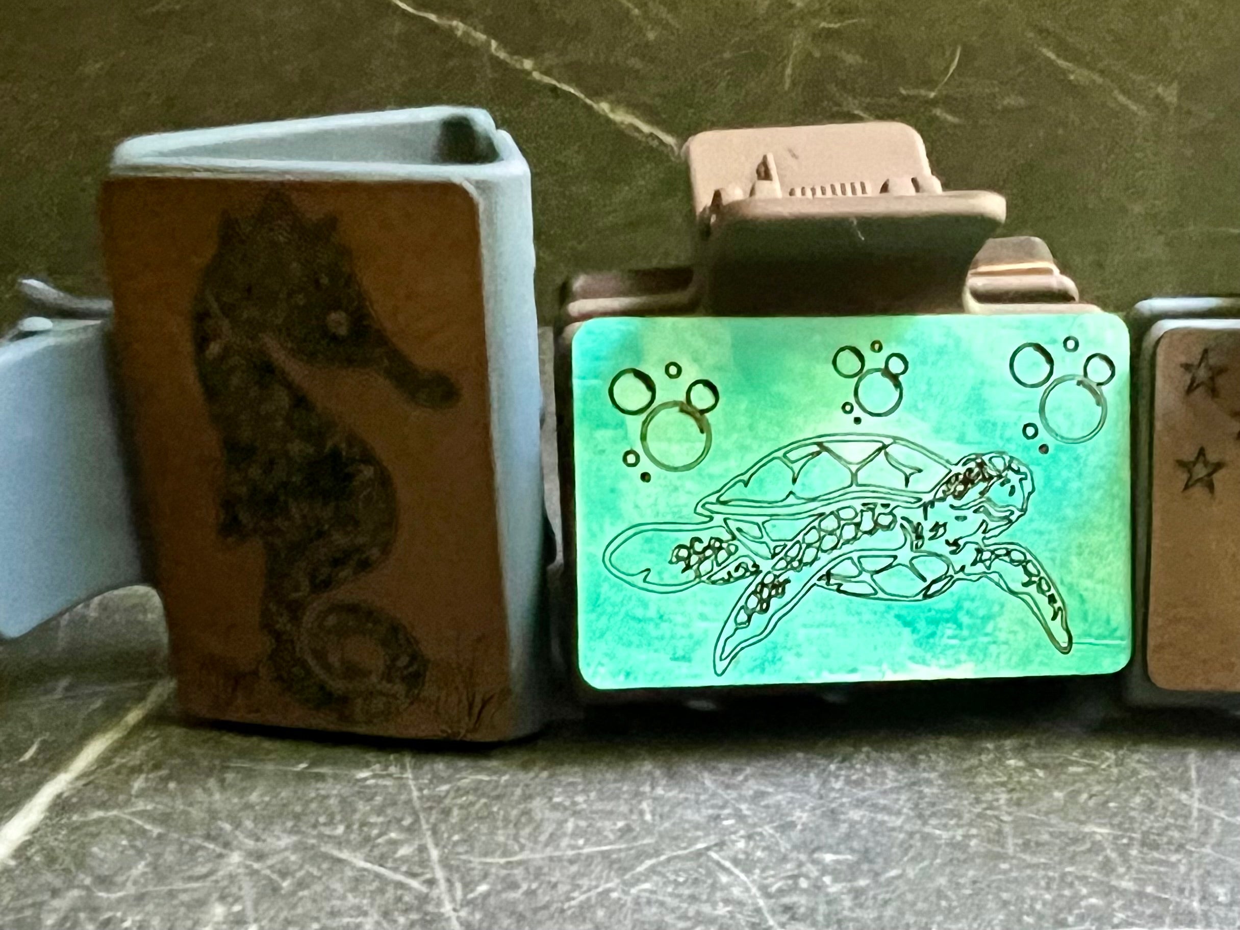 Turtle + Seahorse (interchangeable)